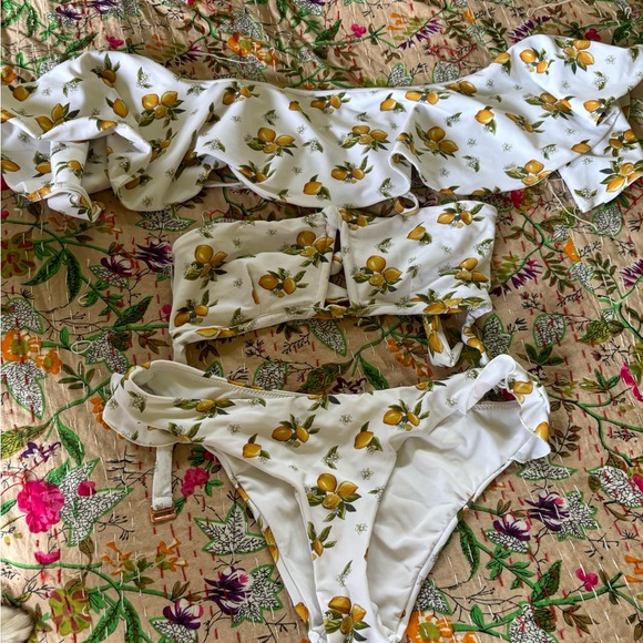 Lemon three piece 🍋 swim set. Ruffle bikini size small. Worn once - Picture 11 of 12